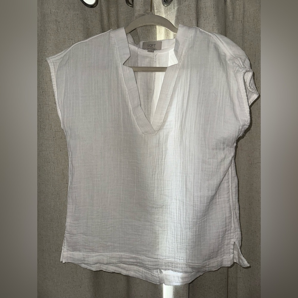 Women’s short sleeve blouse
